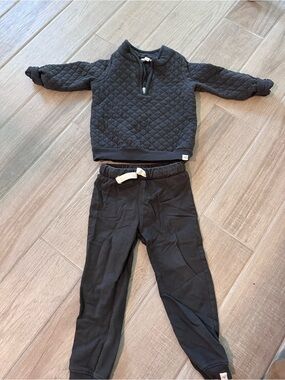 Burts Bees Quilted Black Kids Pullover & Jogger Set